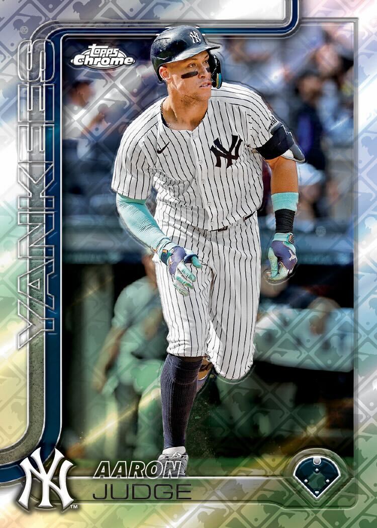 TOPPS CHROME LOGOFRACTOR TRADING CARDS